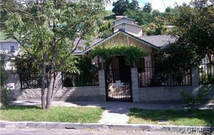 1st image of 556 East Ave 28