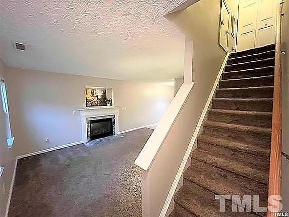 5th image of 600 Parkander Ct