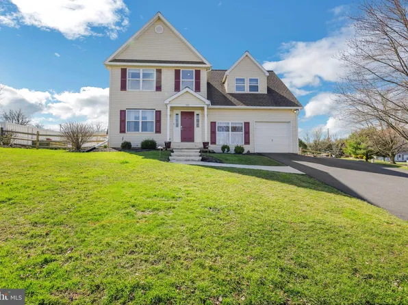 100 Midland Dr, Oxford, PA 19363