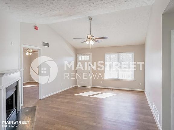 5th image of 455 Haven Cir