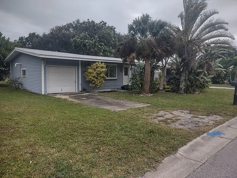 227 Woodland Ave — Photo 4