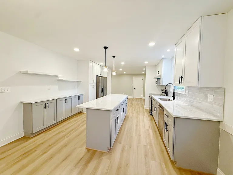 9398 Paulskirk Dr — Photo 8
