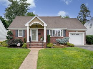 9-05 1st St, Fair Lawn, NJ 07410