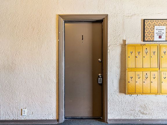 2nd image of 1324 Peterson Ave APT 1