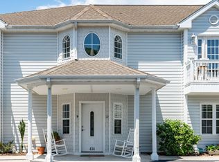 414 McGlamery St APT 10, Oak Island, NC 28465