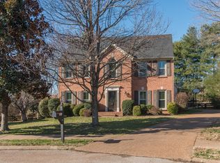 521 Foxcroft Cir, Franklin, TN 37067