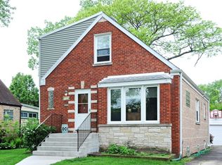 8320 Kildare Ave, Skokie, IL 60076