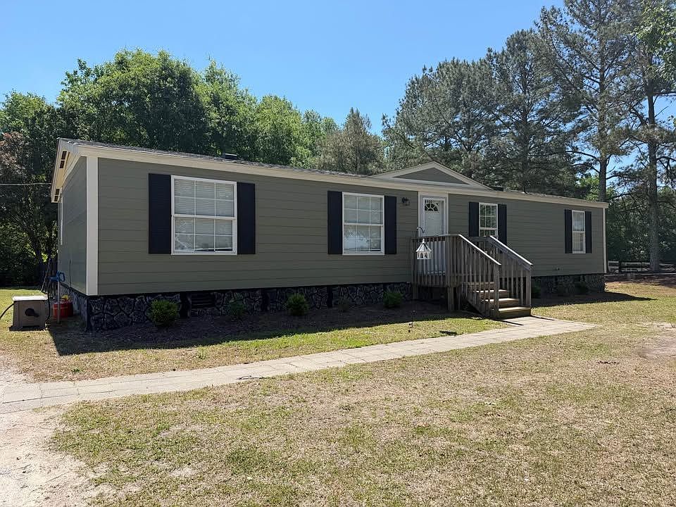 1st image of 890B Landmark Rd