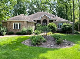 497 Oriole Ln, Howards Grove, WI 53083
