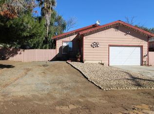 1031 Dawes St, Lake Elsinore, CA 92530