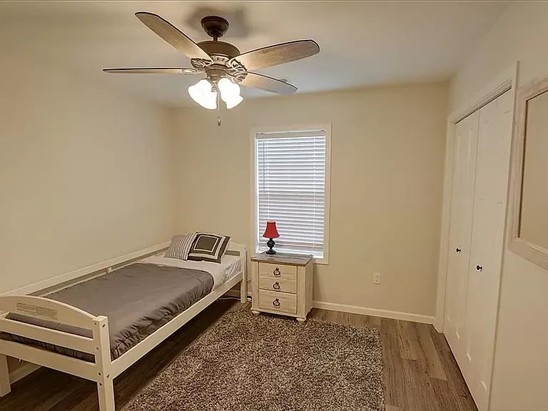 10008 Aspen Ln #2 — Photo 15