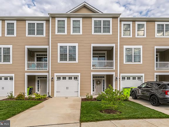 2nd image of 21538 Catalina Cir #B19