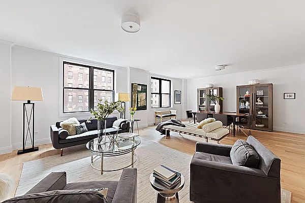 1st image of 905 W End Ave #52
