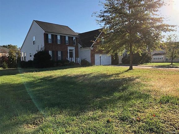 2nd image of 212 Ashbury Hills Dr