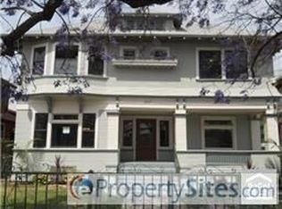 2917 Brighton Ave, Los Angeles, CA 90018