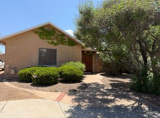 5501 Poblanos Ct NW, Albuquerque, NM 87107