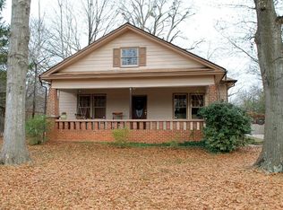 1376 Peachcrest Rd, Decatur, GA 30032