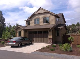 3007 NW Clubhouse Dr, Bend, OR 97701