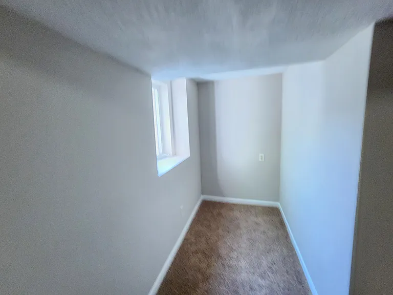 433 Eagle Lake Rd S — Photo 16