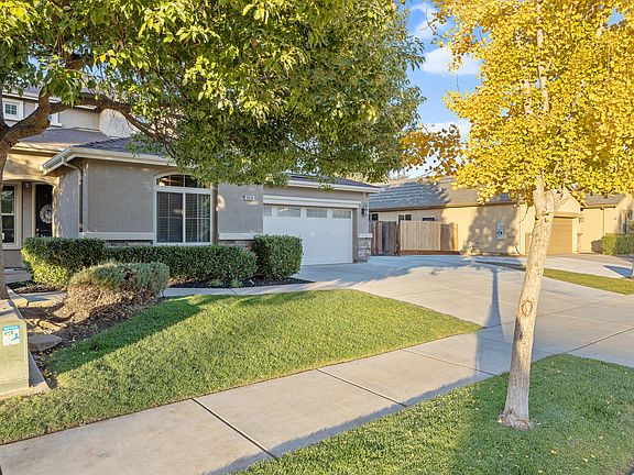 3rd image of 3834 E Harter Court