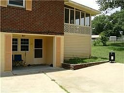 Separate Apt. Entrance