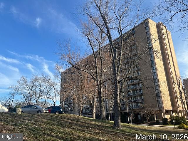 1st image of 6100 Westchester Park Dr APT 707