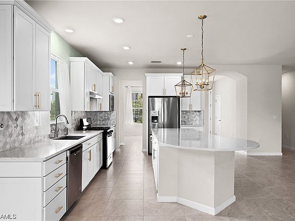 3rd image of 17737 Silverspur Dr