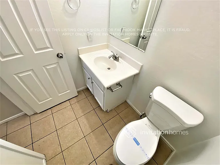 2207 N 92nd Gln — Photo 17