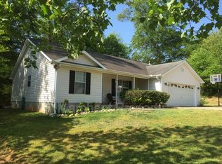 210 Abigail Ln, Greer, SC 29651