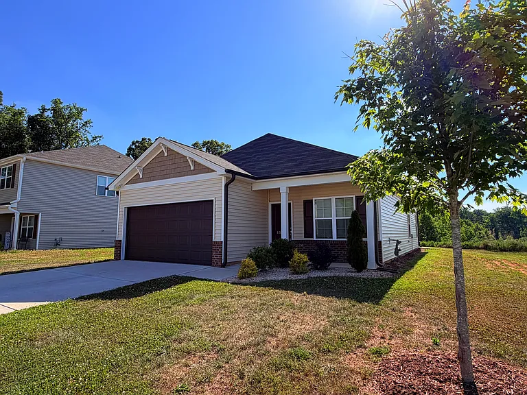 1548 Ever Spring Dr — Photo 1