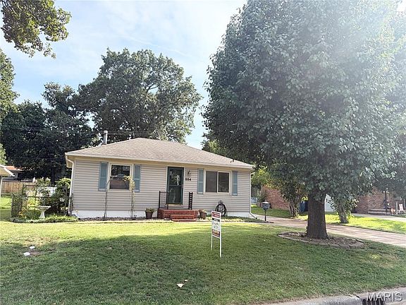 2nd image of 554 Mildred Ave