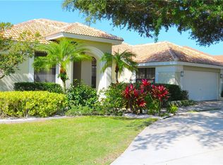 990 Live Oak Ave NE, Saint Petersburg, FL 33703