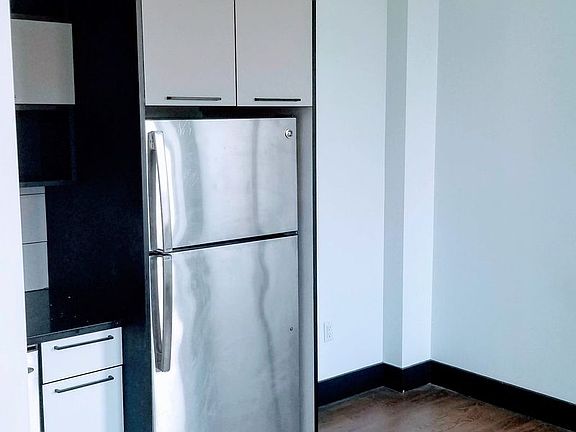 2nd image of 277 Evergreen Ave #3BA