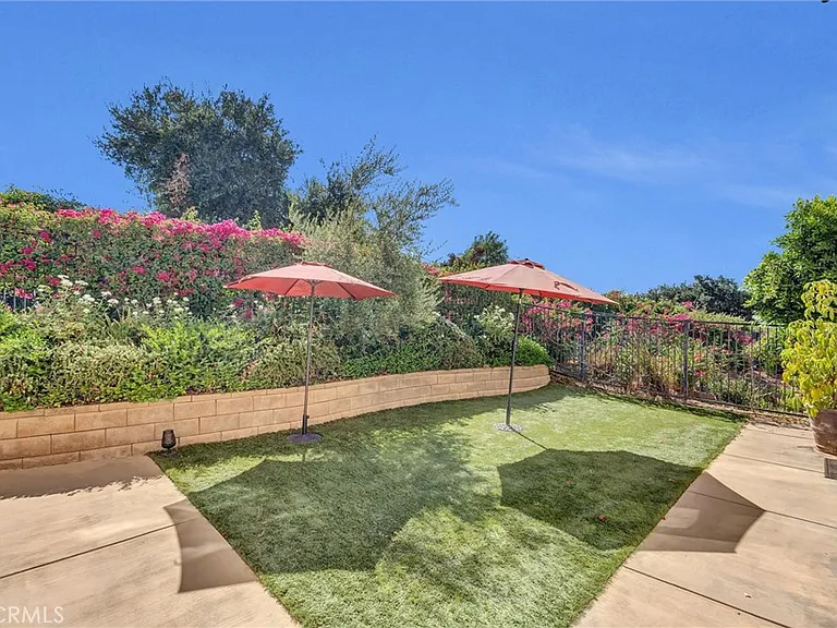 510 E Viewcrest Dr — Photo 48