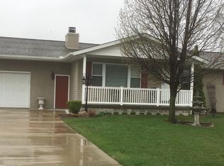 1559 Elizabeth Ln, Essexville, MI 48732