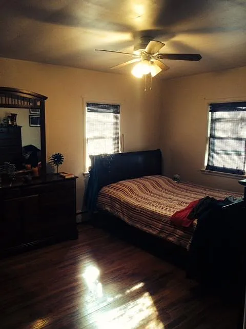 2007 Mary St