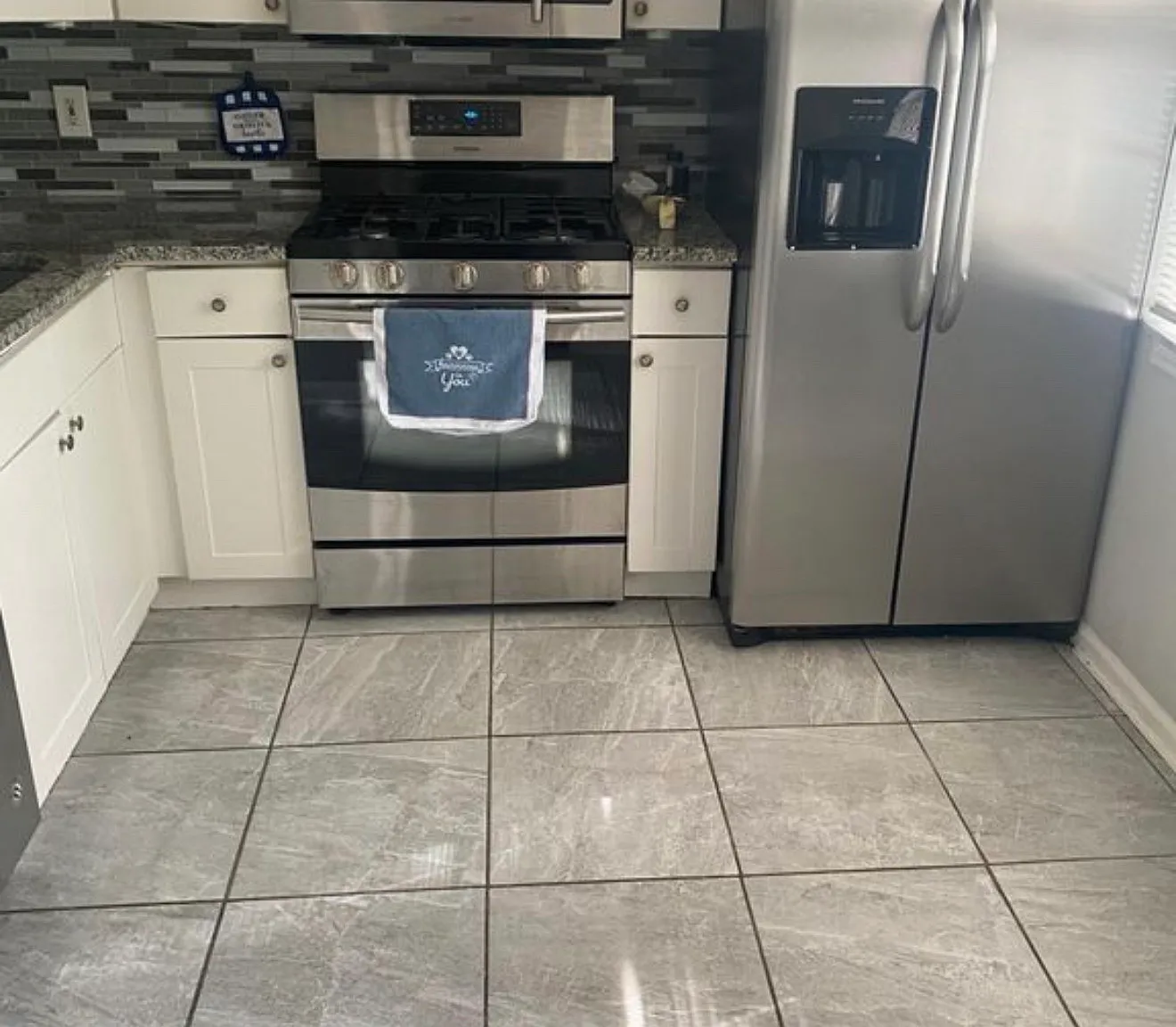 3 bed, 2.5 bath, 1260 sqft, $2,000 — Photo 1