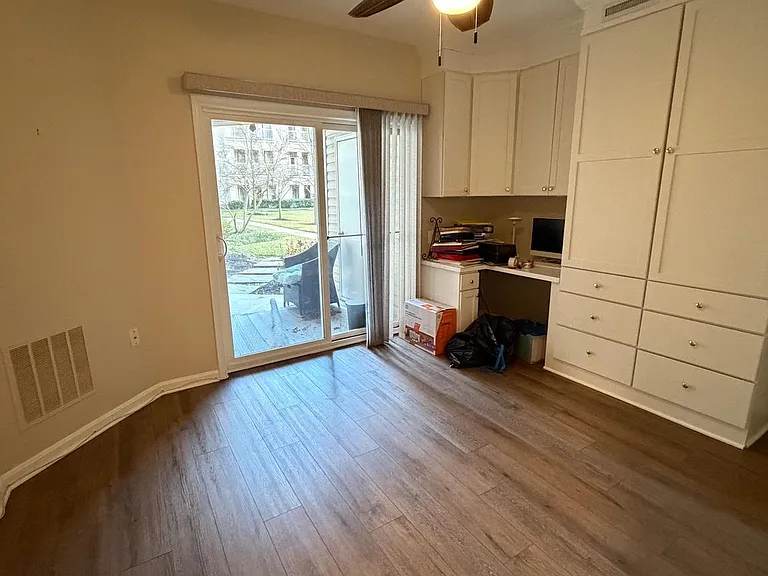 400 Symphony Cir #219H — Photo 12