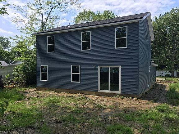 4th image of 5599 Hickory St