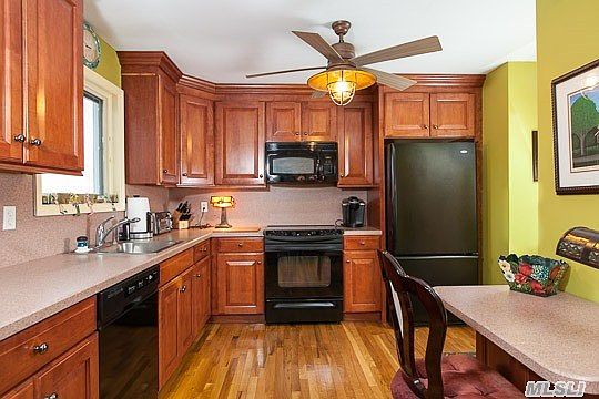 3rd image of 89 Sunrise Ln