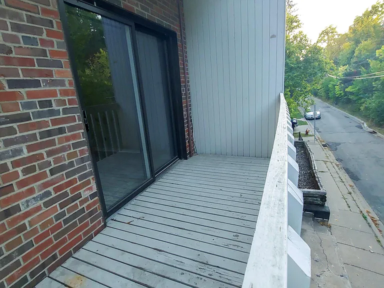 311 Pleasant Ave #404 — Photo 25