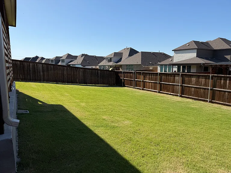 482 Prairie View Dr — Photo 38