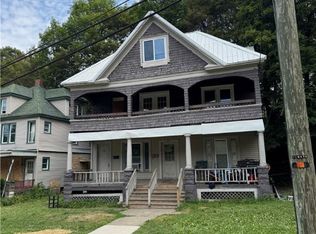 35 Baker St, Jamestown, NY 14701