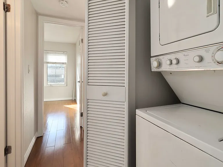 1160 E Washington Ave #3 — Photo 10