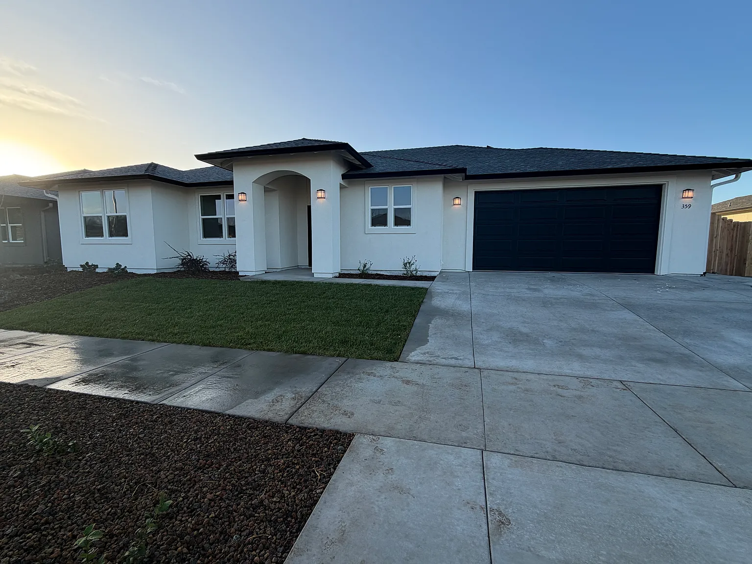 548 Plan, Hicks photo 1