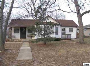 924 Washington St, Lyndon, KS 66451