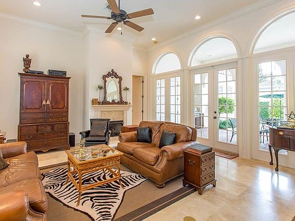 5th image of 1311 Chapman Cir