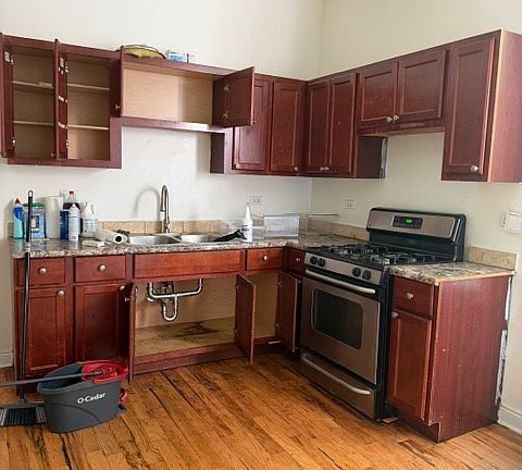 2nd image of 1338 S Springfield Ave #2F