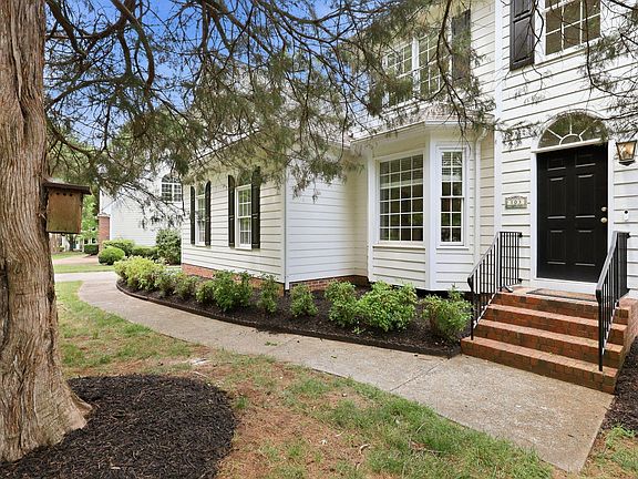 2nd image of 103 Sunset Creek Cir