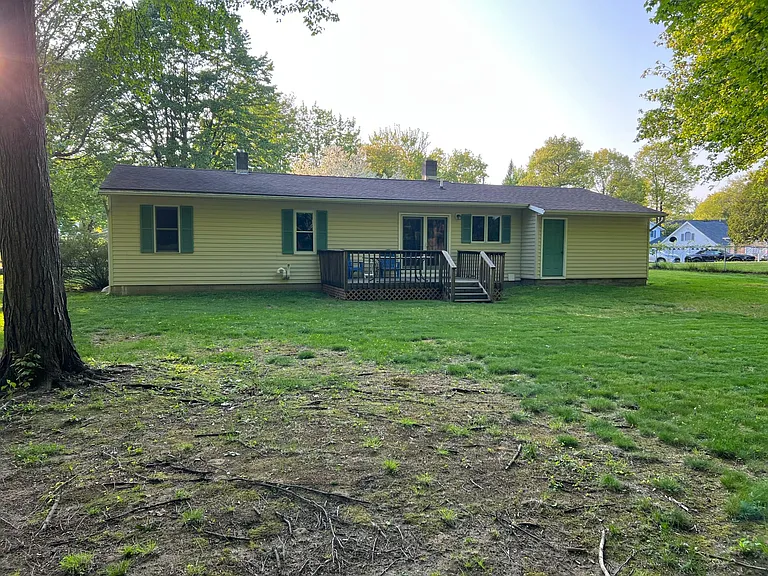 356 Shady Ln — Photo 5